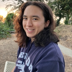 Madison Wang Headshot